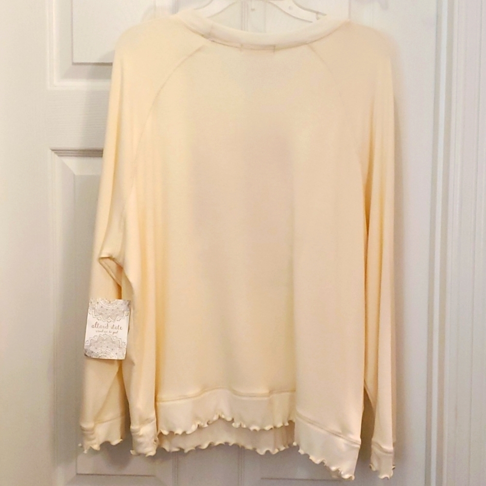Altar'd State "Here Comes the Sun" Super Soft Pullover Women's - Picture 3 of 3